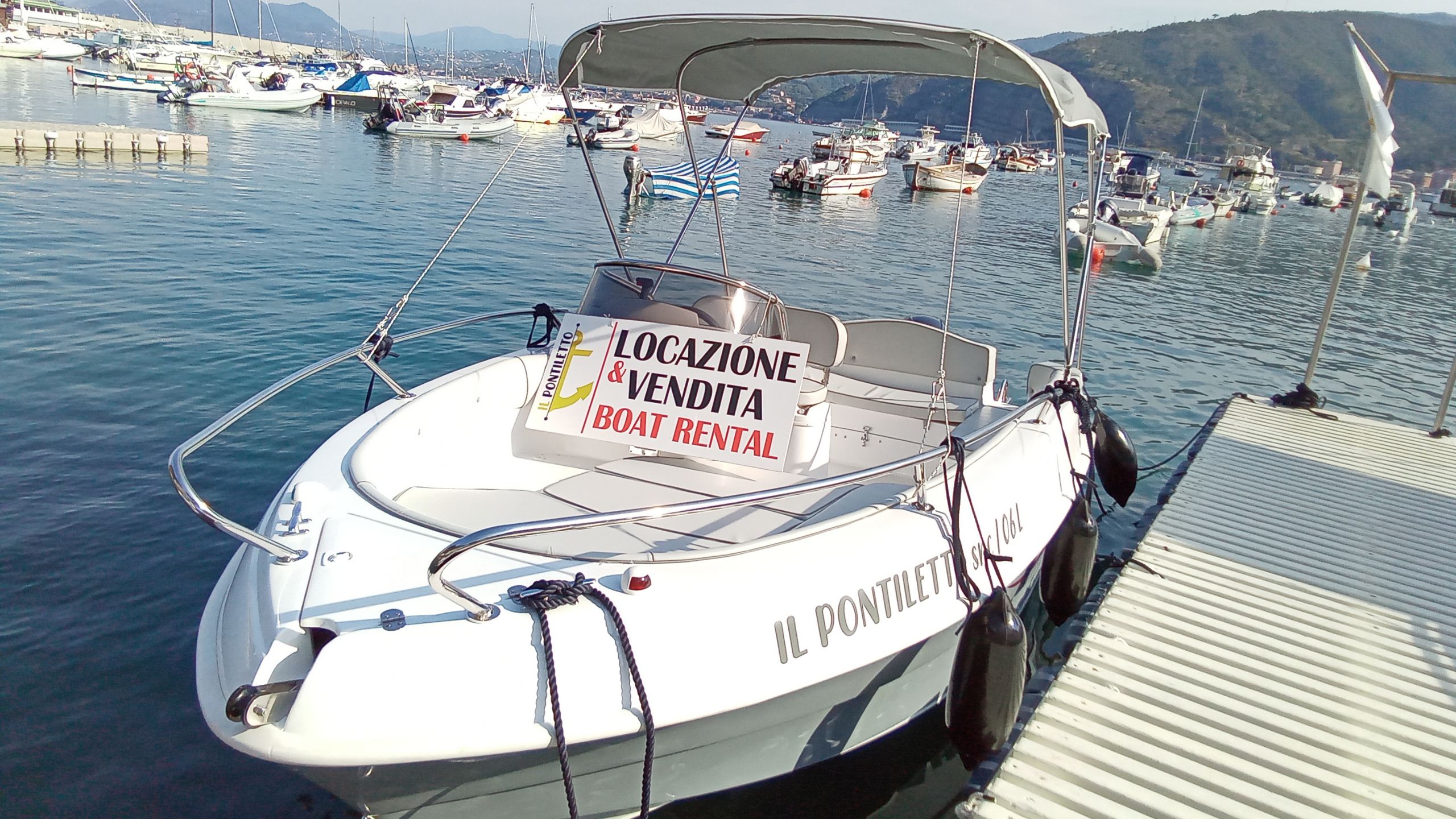 Marinello 18 40hp without a boat license 6mt (Max: 7 People)